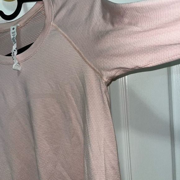 swift tech work out shirt - Picture 3 of 4